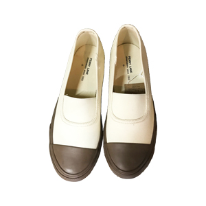 ナチュラルシューズ